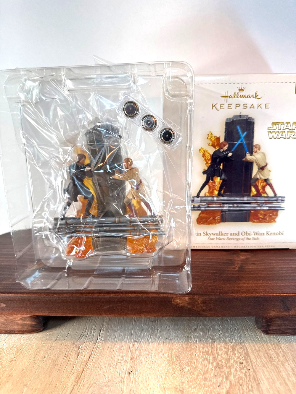 Vintage Hallmark Star Wars Ornament Anakin & Obi-Wan Revenge of the Sith NEW